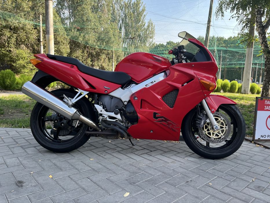 Honda VFR800!! Продажа или обмен !800