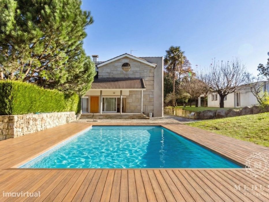 Moradia T4+2 com Piscina | Felgueiras