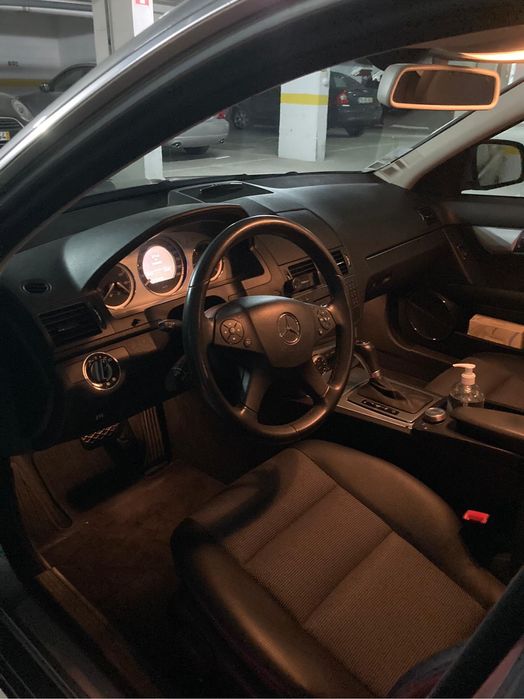 Mercedes-Benz C220 CDI Avantgarde (170cv) – Caixa Automática – 2008 foto 2