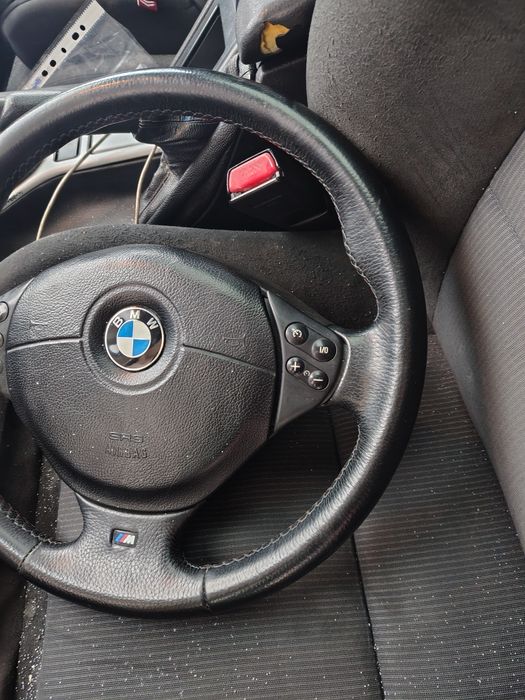 Ładny stan Kierownica serducho E39 2 naboje ma pakiet  części