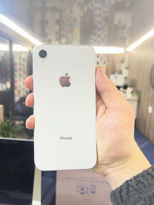 Продам iphone 10 XR 256 gb white Apple