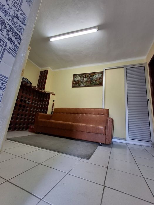 Arrendamento T2+Arrumação e terraço