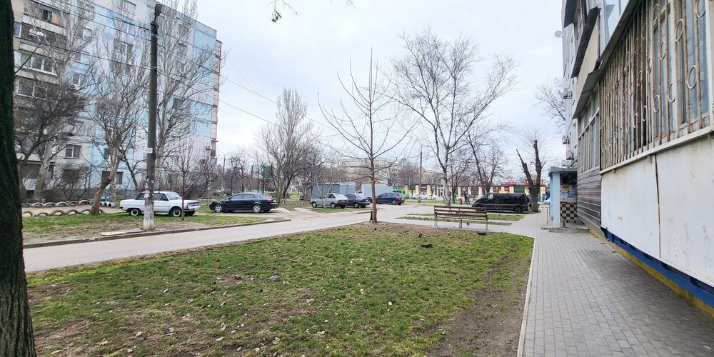 Продаж 3-х к.кв. вул. Новгородська, буд. 5, поруч 5-та дитяча лікарня.