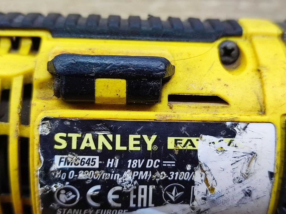 Zakrętarka Stanley FMC645 + Ładowarka