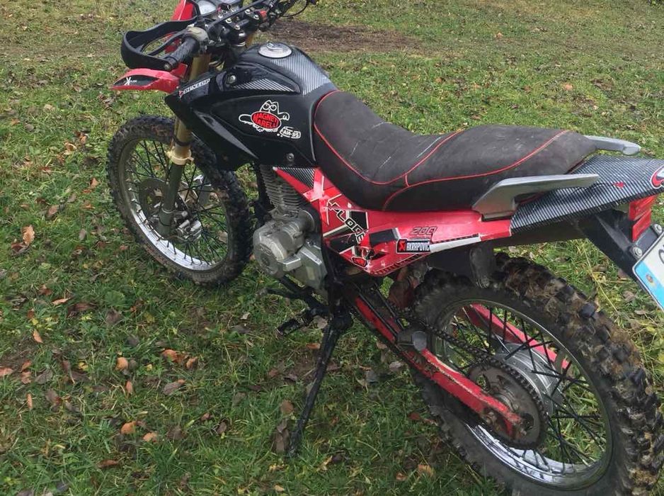 Вайпер 200 кубів.