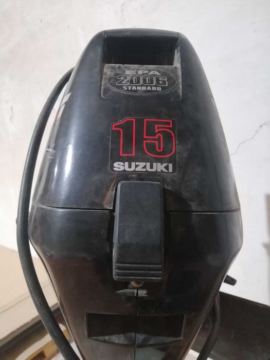 Motor de popa SUZUKI - para embarcação