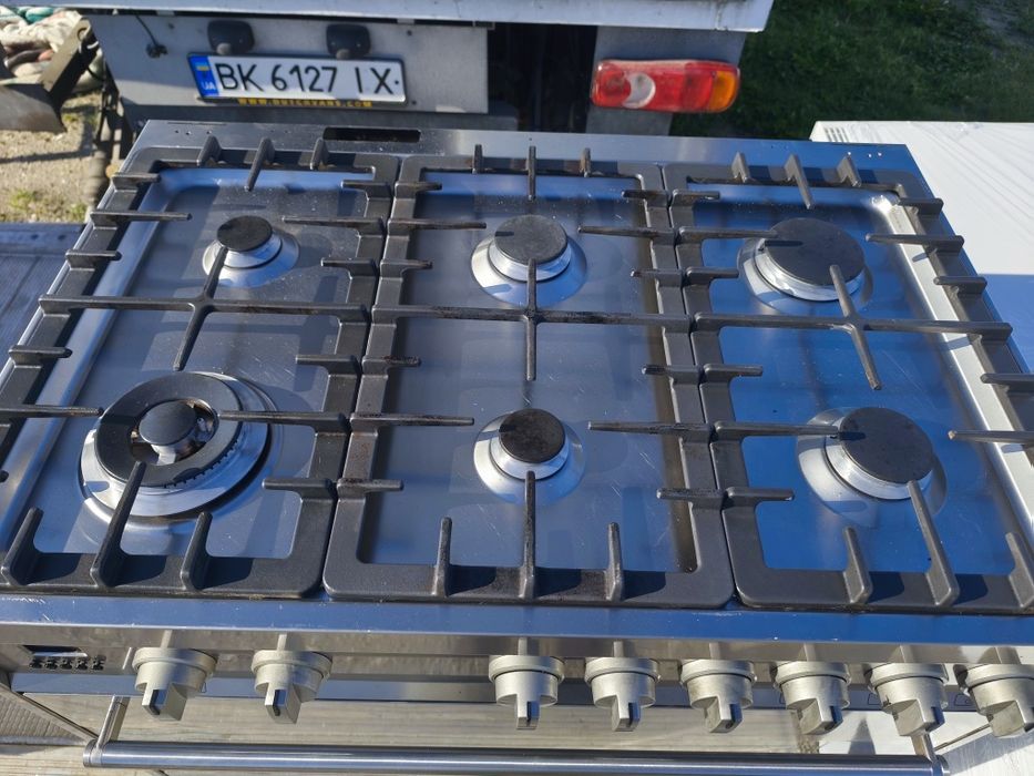 Професійна газова плита Smeg
