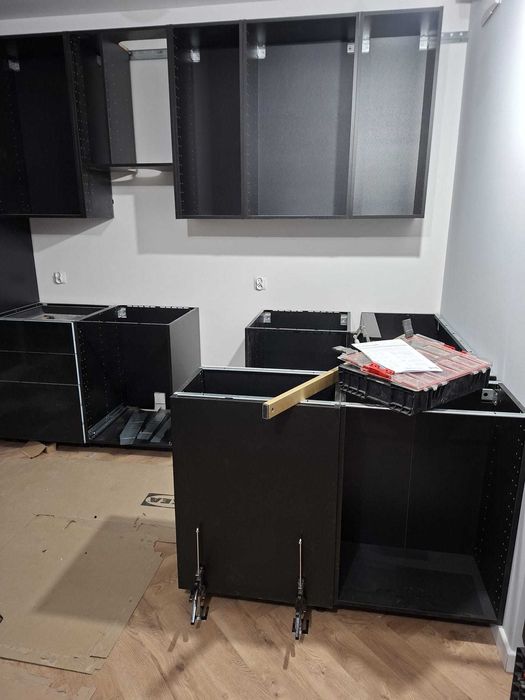 Montażysta mebli kuchennych IKEA Leroy Merlin Montaż Kuchni