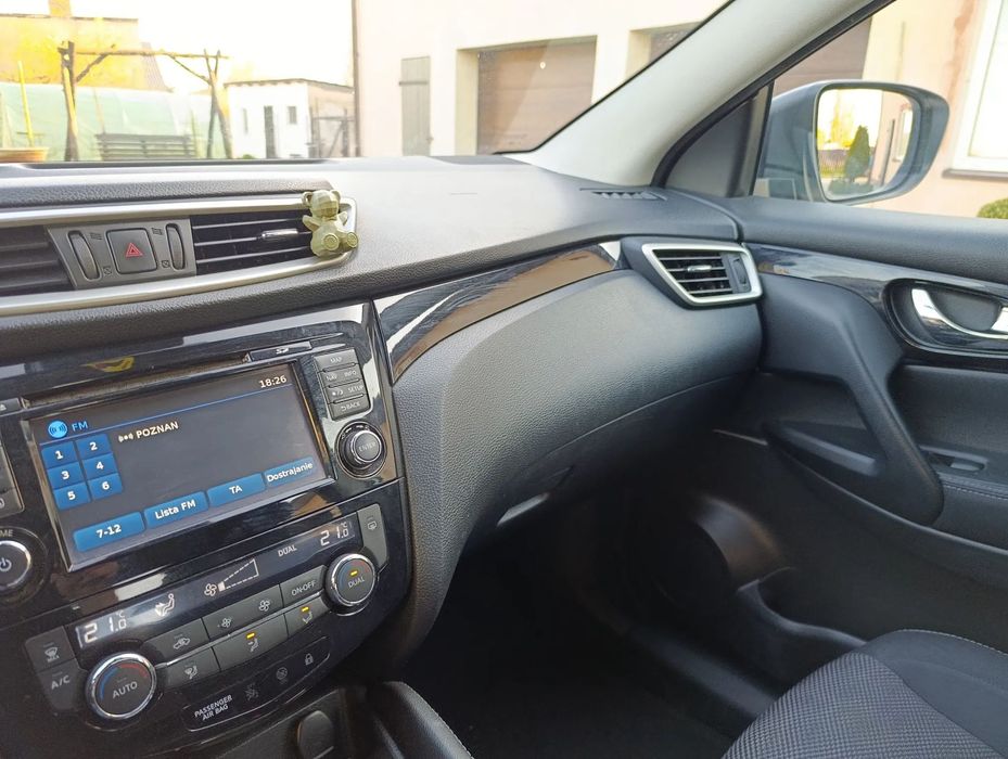 Nissan Qashqai Rodzinne auto Nissan Qashqai 1.6 dCi