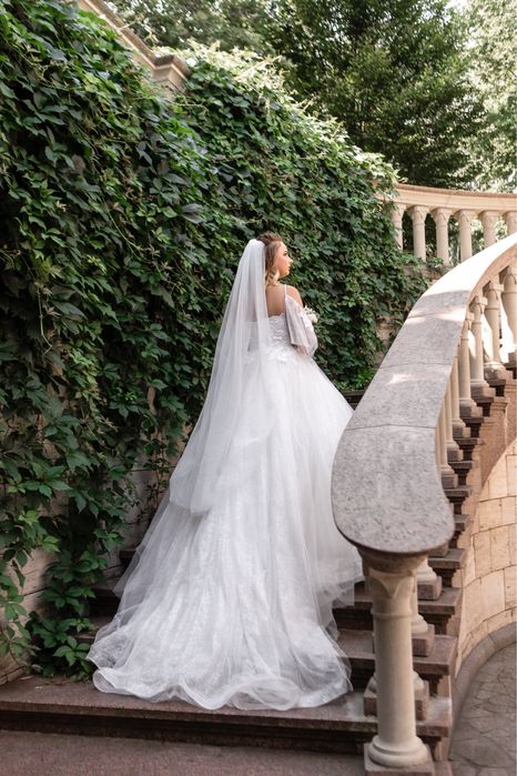 Шикарное свадебное платье