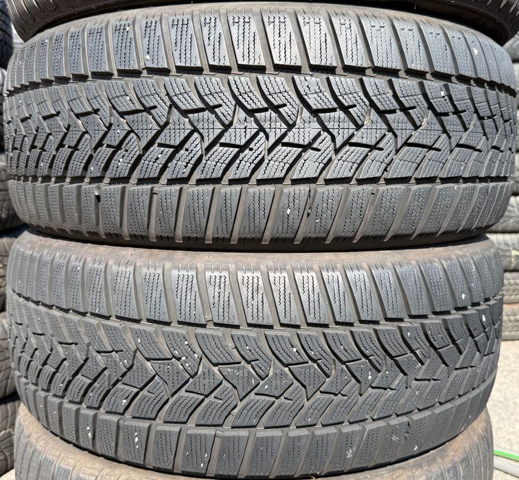 Склад шин б/в. 225/55 R17 Dunlop Winter Sport 5
