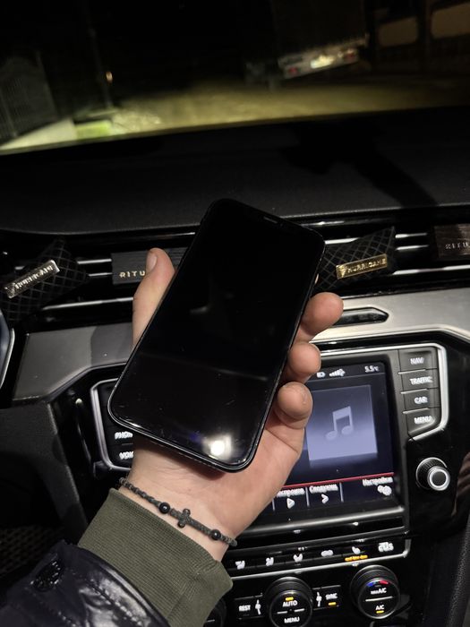 Iphone XR 128GB AKB 100%