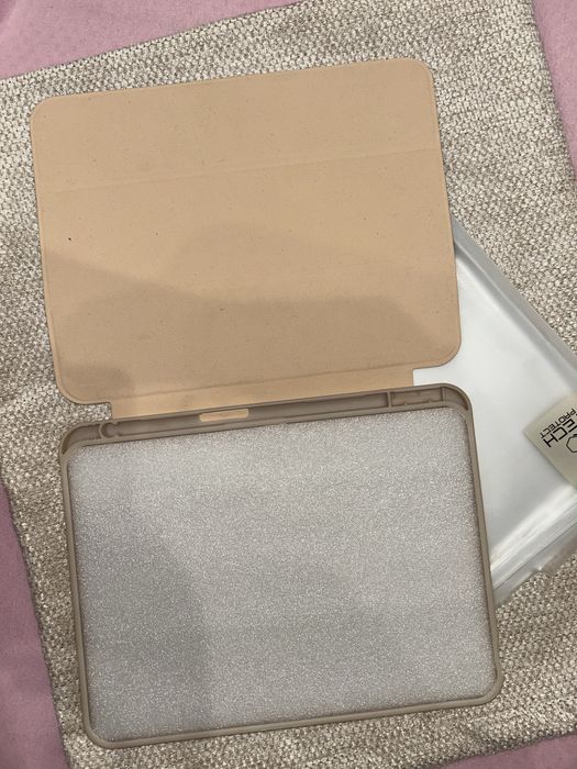 Etui na IPad 10/11 gen
