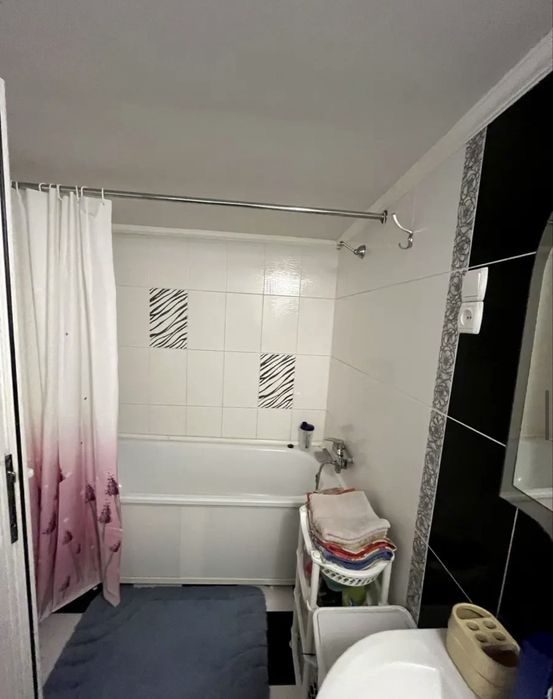 Оренда частини будинку на Максютова