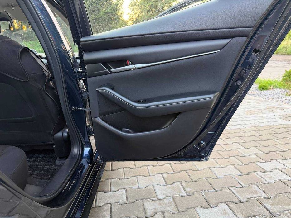 авто Mazda 3 2020  седан USA ціла