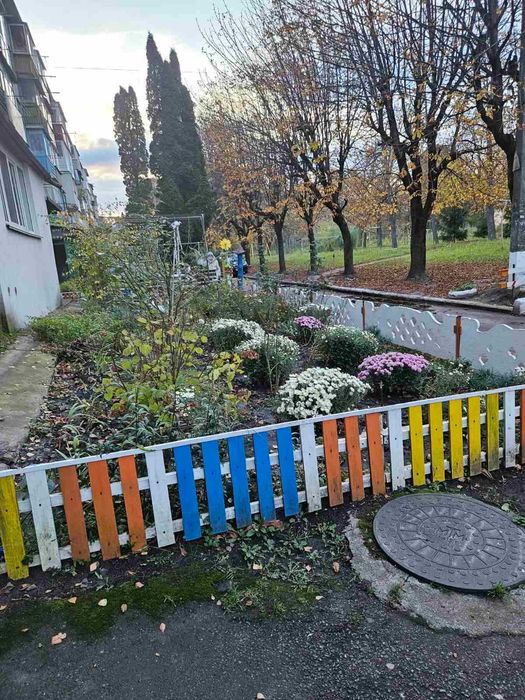 Продається чотирикімнатна квартира в районі Польової