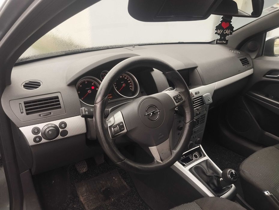 Opel Astra 1.7 GTC