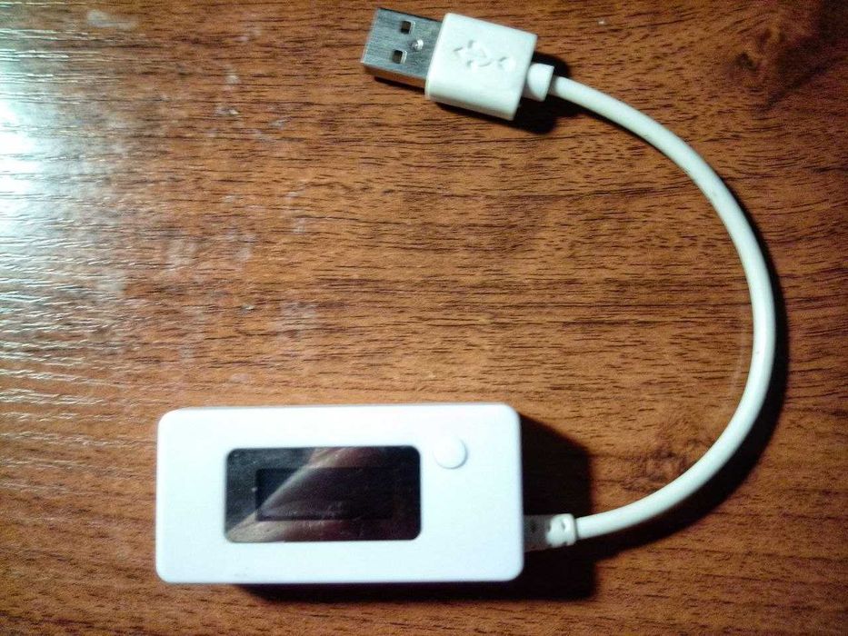 Тестер напруги, струму та ємностіі - USB