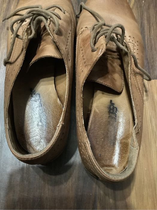 Skórzane damskie półbuty jasnobrązowe wiązane rozmiar 40 creator