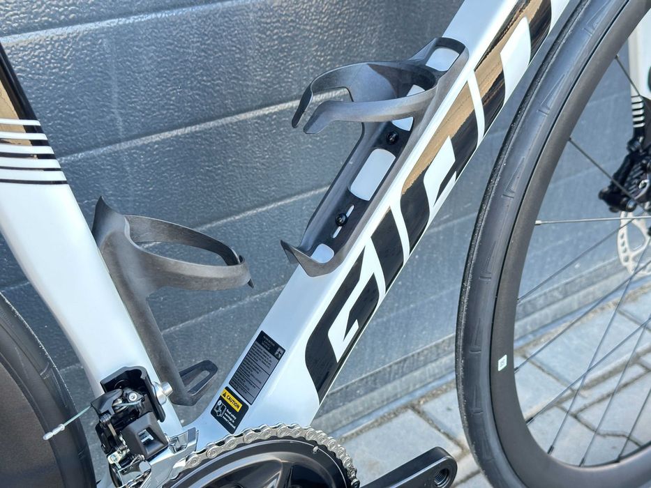 Rower szosowy Giant Propel Advanced 2 2027 S oraz M/L