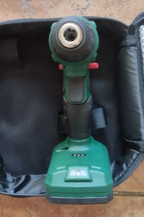 Aparafusadora 12V c/ bateria incluída mala de tecido Parkside