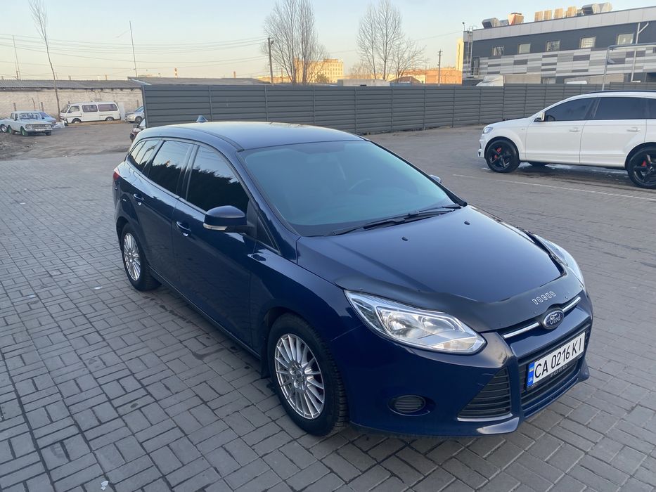 Форд фокус ! Не фарбований!!!