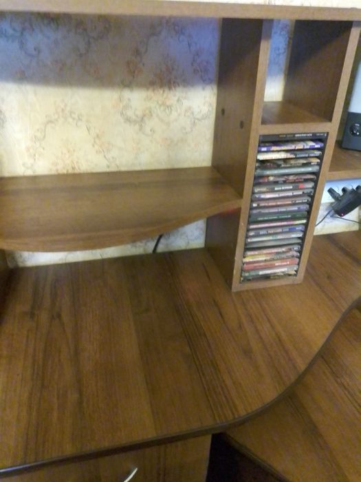 Компьютерный стол