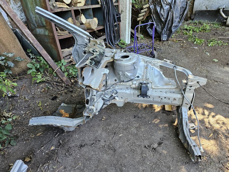 Лонжерон/чвертка Lancer X/10