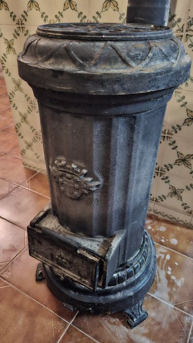 Salamandra de ferro fundido