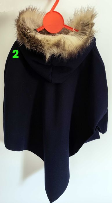 Diversa roupa para menina 7/12 anos em estado impecável.