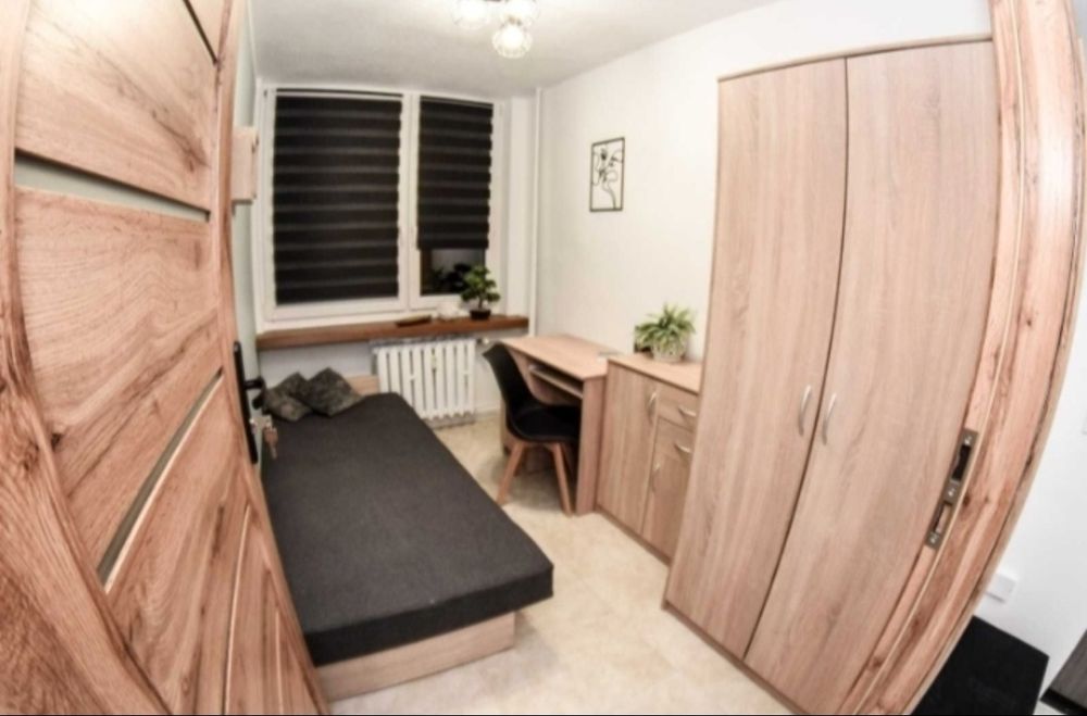 Pokój jednoosobowy obok ul. Zana