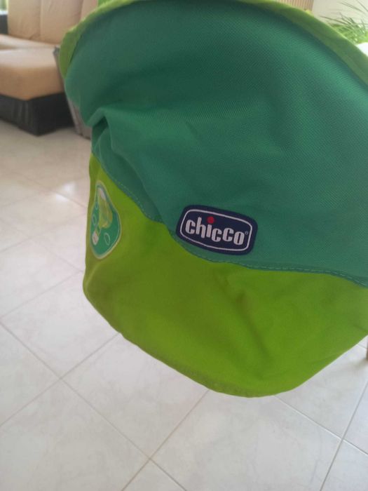 Cadeirinha  da Chicco para sentar à mesa