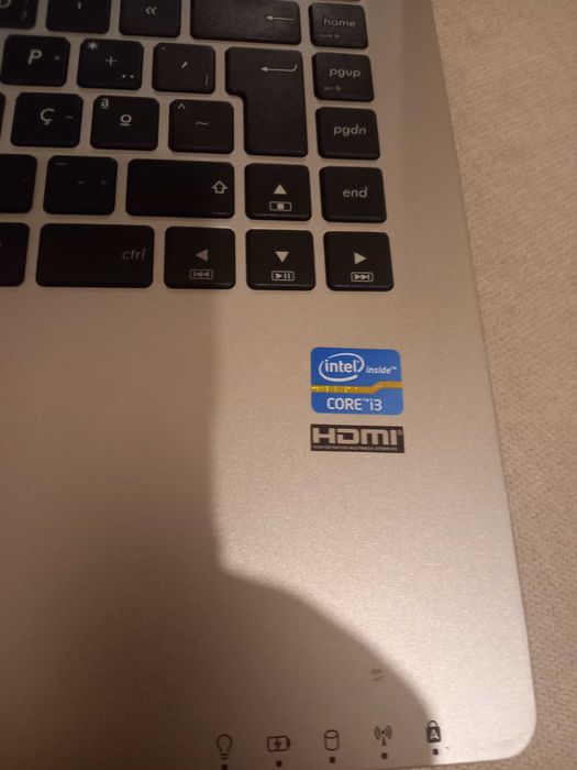 Portátil Asus Avariado