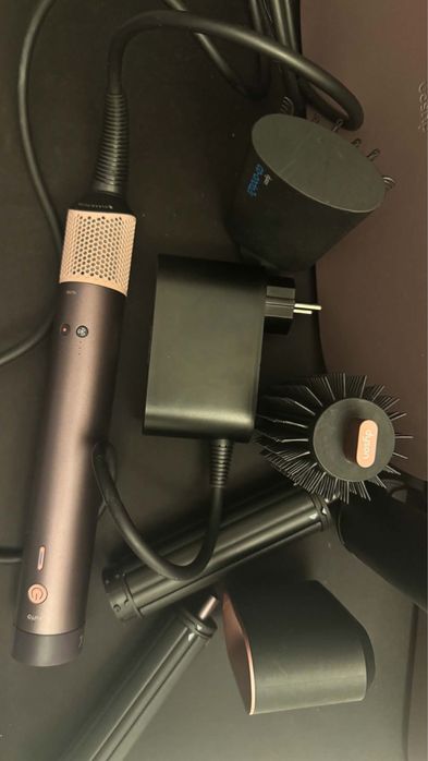 Dyson Airwrap Co-anda 2