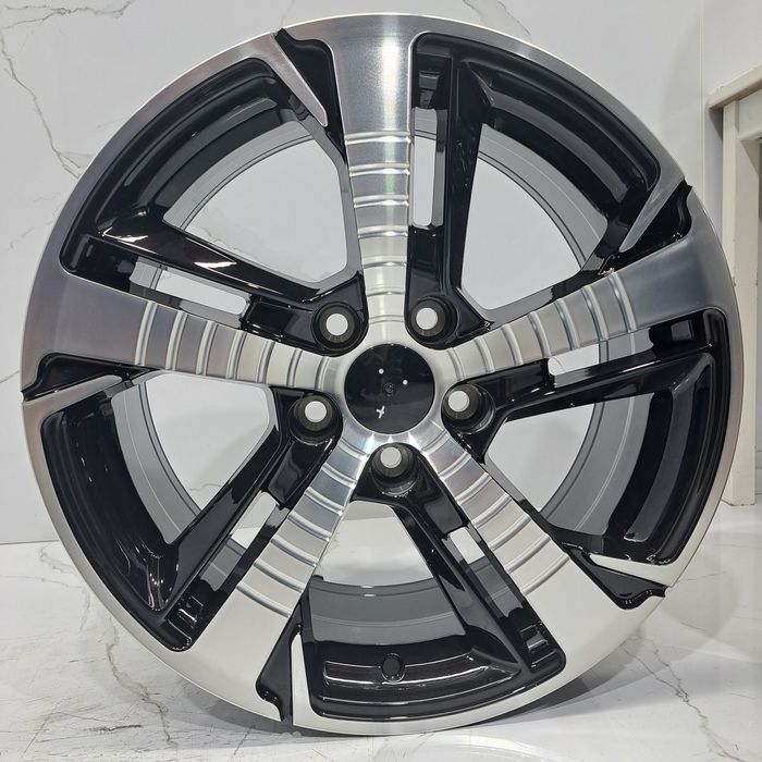 Jantes 16" furação 5x108 Peugeot Citroën Toyota Opel Fiat
Jantes 16" f