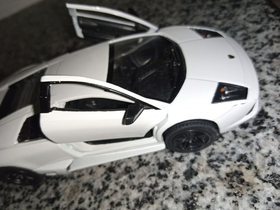 Модель машини Lamborghini Murciélago LP640