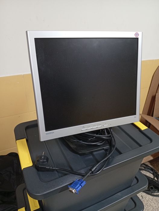 Monitor Antigo VGA 15 polegadas445836692544573440