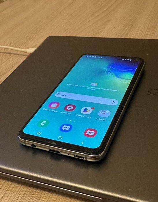 Samsung Galaxy S10e, 6/128 ГБ, 2 SIM