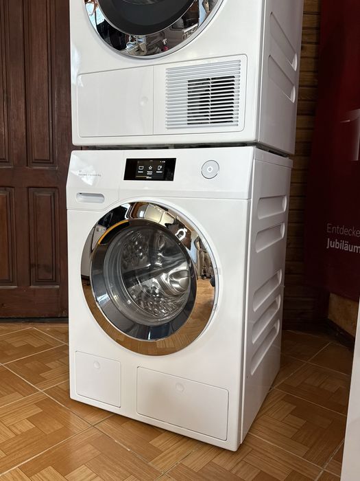 Пральна машина Miele WCR 870 WPS + Сушильна машина Miele TEF 775 WP