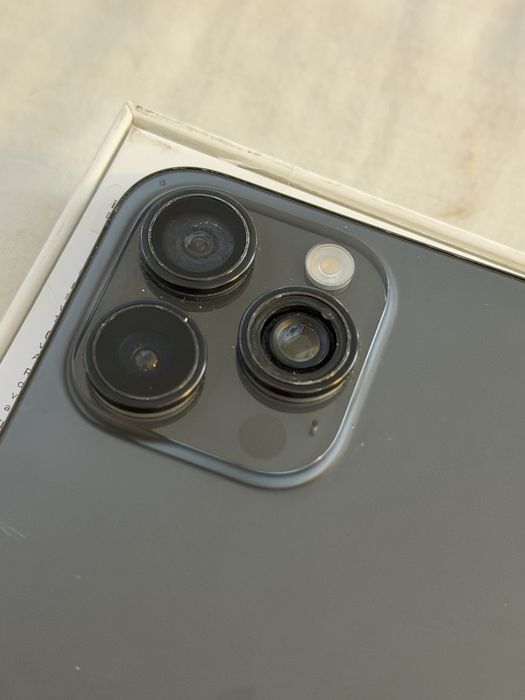 Iphone 15 Pro Max (Com defeito / Para peças) LER DESCRIÇÃO