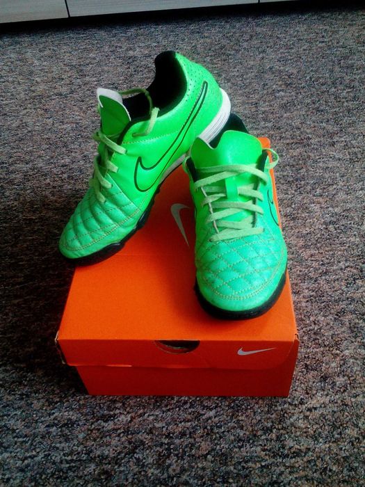 Buty Turfy Nike Tiempo rozm. 35,5
