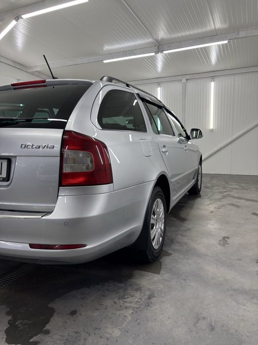 Автомобіль Skoda Octavia A5 FL 2012 | 2.0 TDI