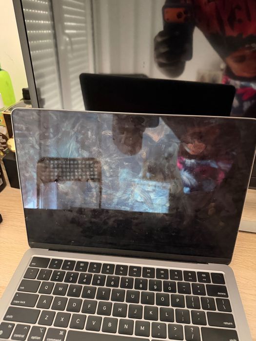 MacBook M2 com problemas de bateria