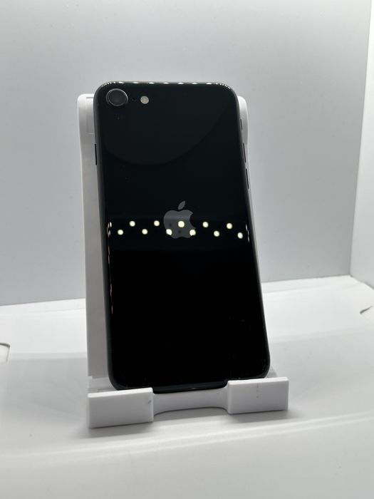 iPhone se 3 2022 64gb black  Neverlock