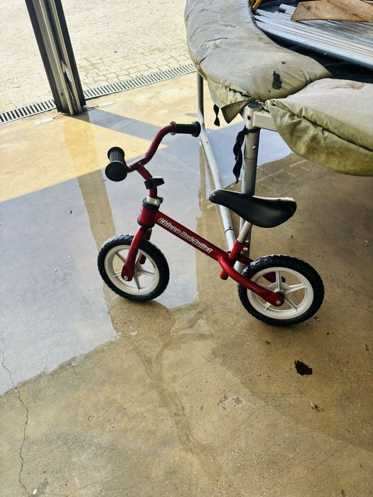 Bicicleta Infantil B'TWIN Laranja + Oferta Bicicleta de Equilíbrio Chicco