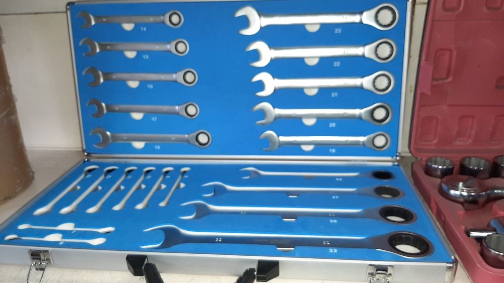 H8Q-KRAFT Germany 22PCS 0Набір ручкових ключів з тріщотками