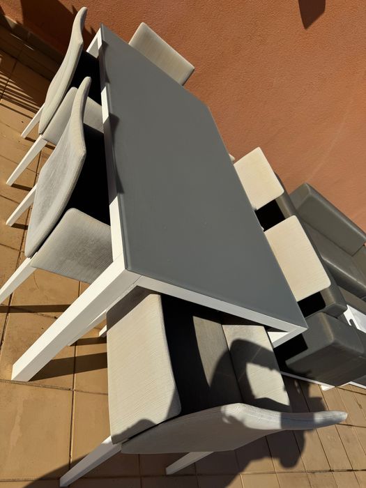 Mesa de vidro para exterior