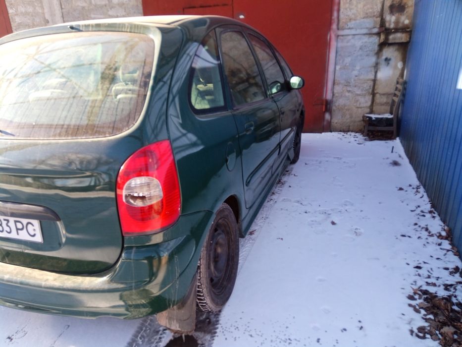 Минивэн Citroen Xsara Picasso 2.0 HDI