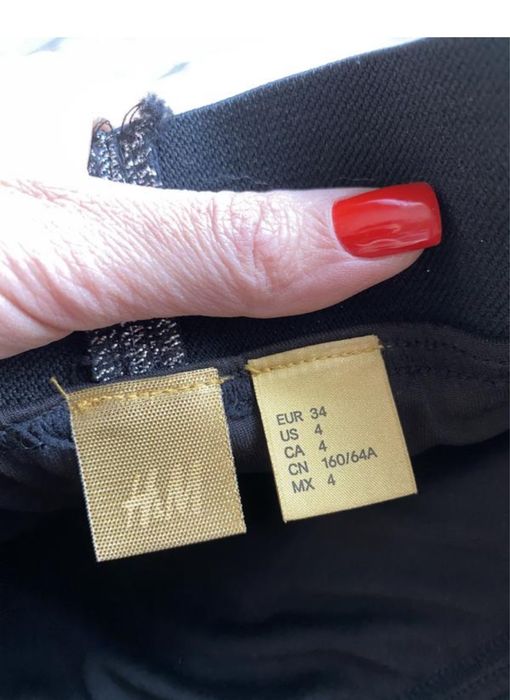 Сріблястий комплект h&m: топ на бретелях і спідниця, розмір 34 (xs)