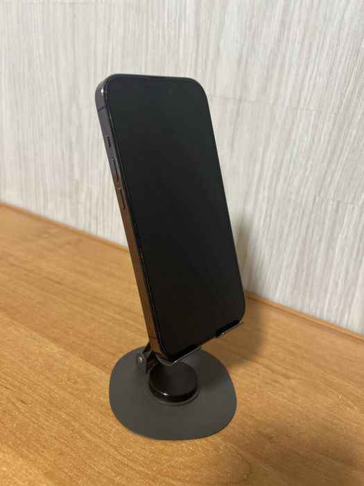 Телефон iPhone 14 pro